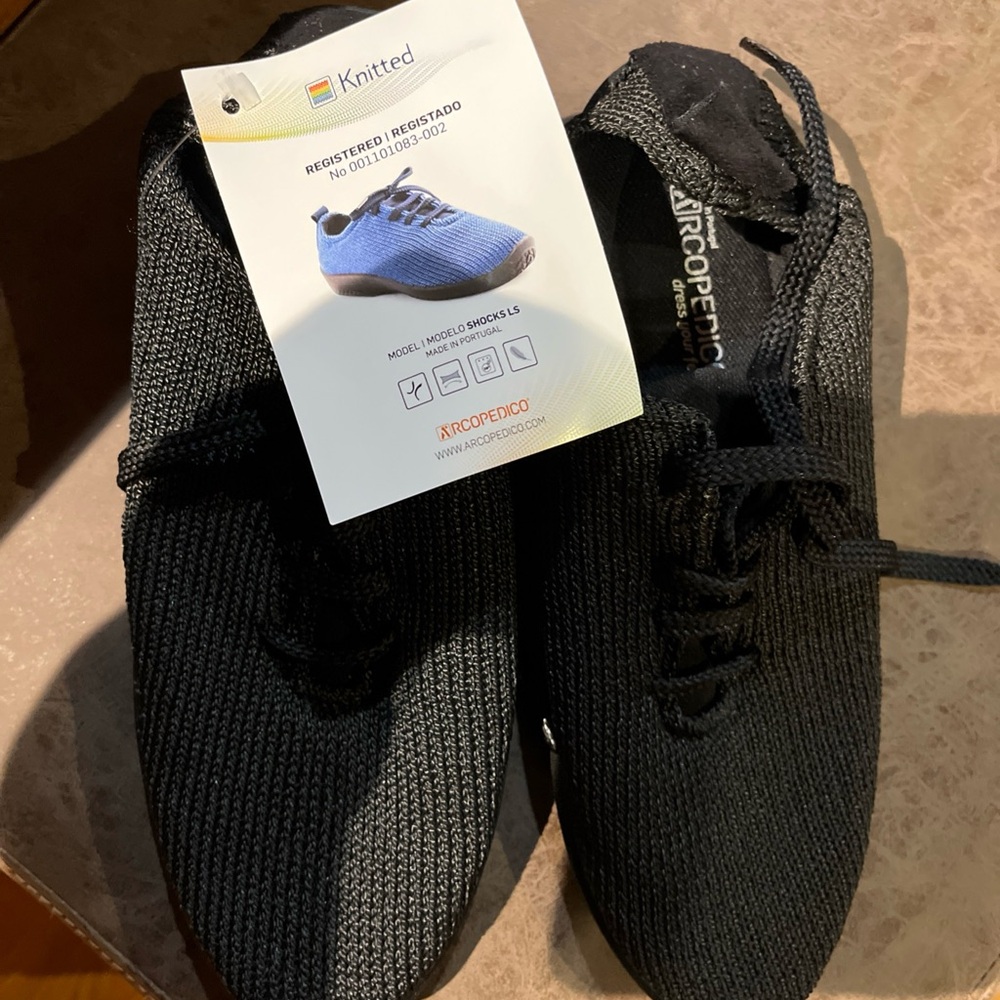 Arcopedico LS shoes